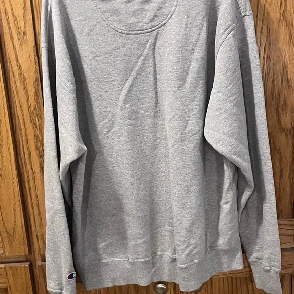 Champion Heather Gray Crewneck Sweatshirt - Picture 2 of 2